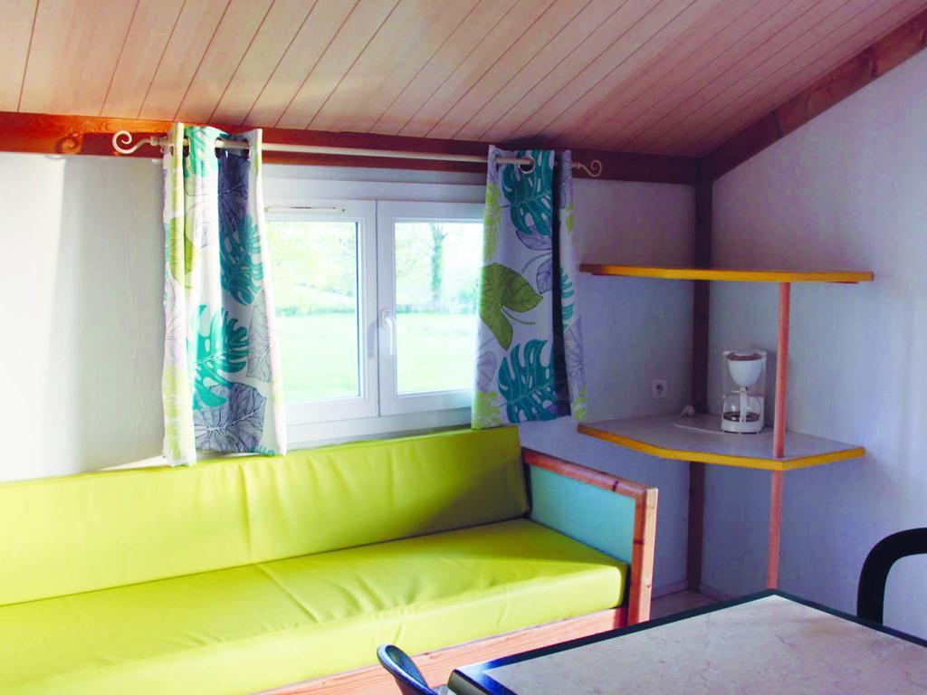 Camping Des Papillons Lalizolle Exterior photo
