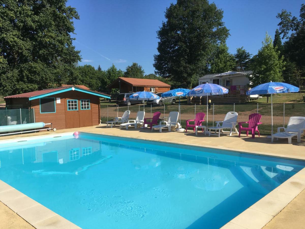 Camping Des Papillons Lalizolle Exterior photo